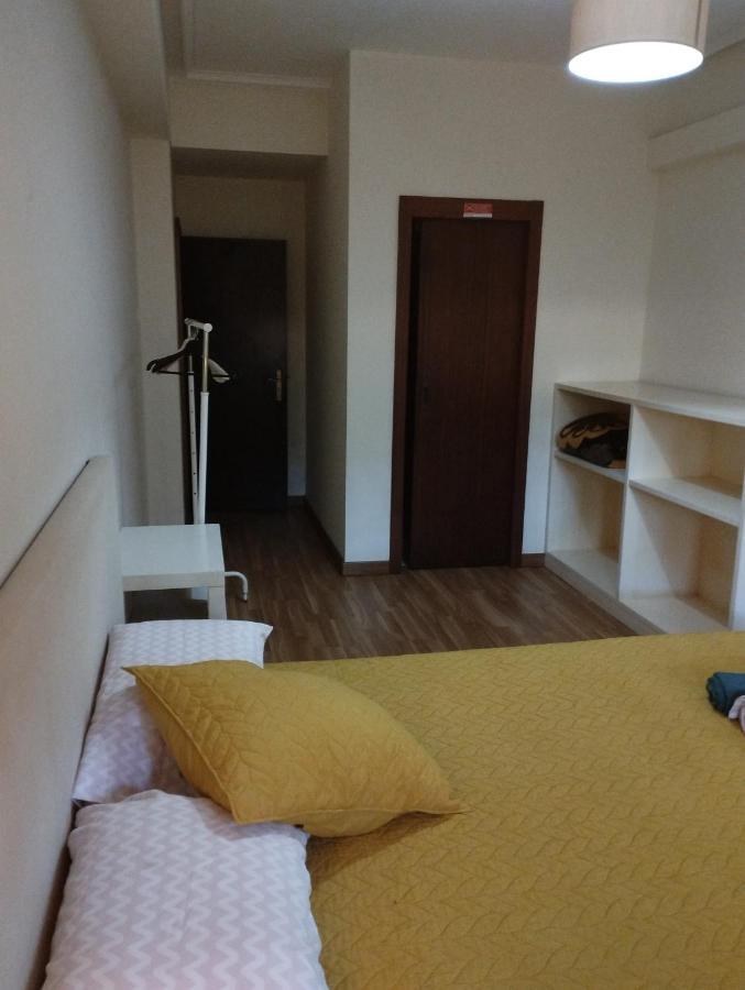 Quarto 2 Com Banheiro Privado Apartamento Porto Exterior foto